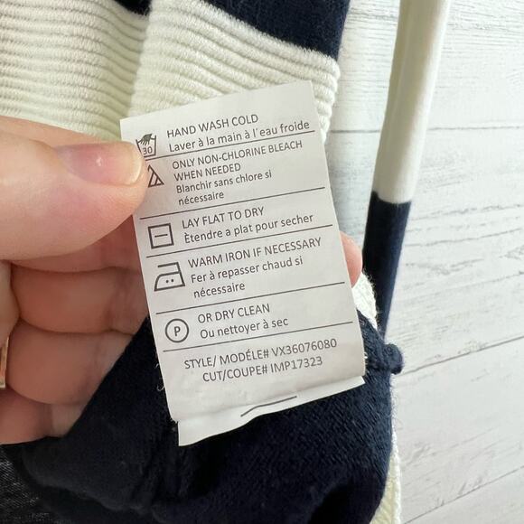 Vince Cream and Black Long Sleeve Pullover Sweater Size XS - Picture 5 of 8